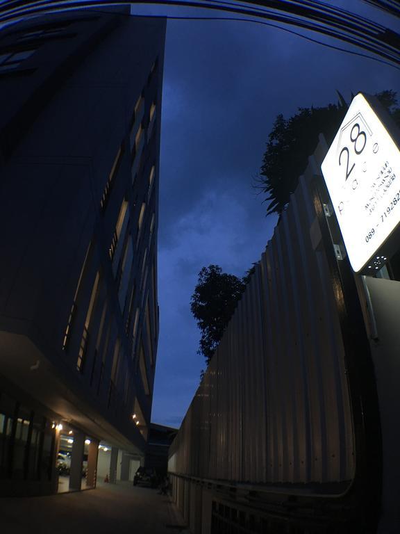 28 Place Banguecoque Exterior foto